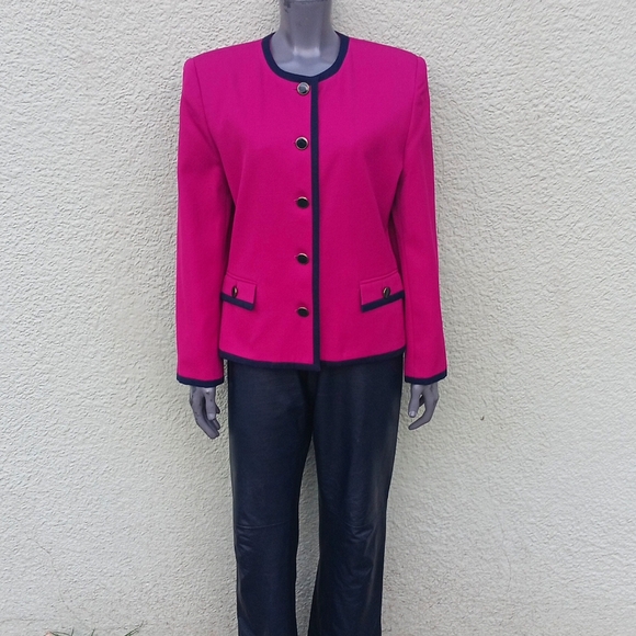 Christopher (USA) Ladies Vintage Pink Collarless Blazer/Jacket W/Black Trim